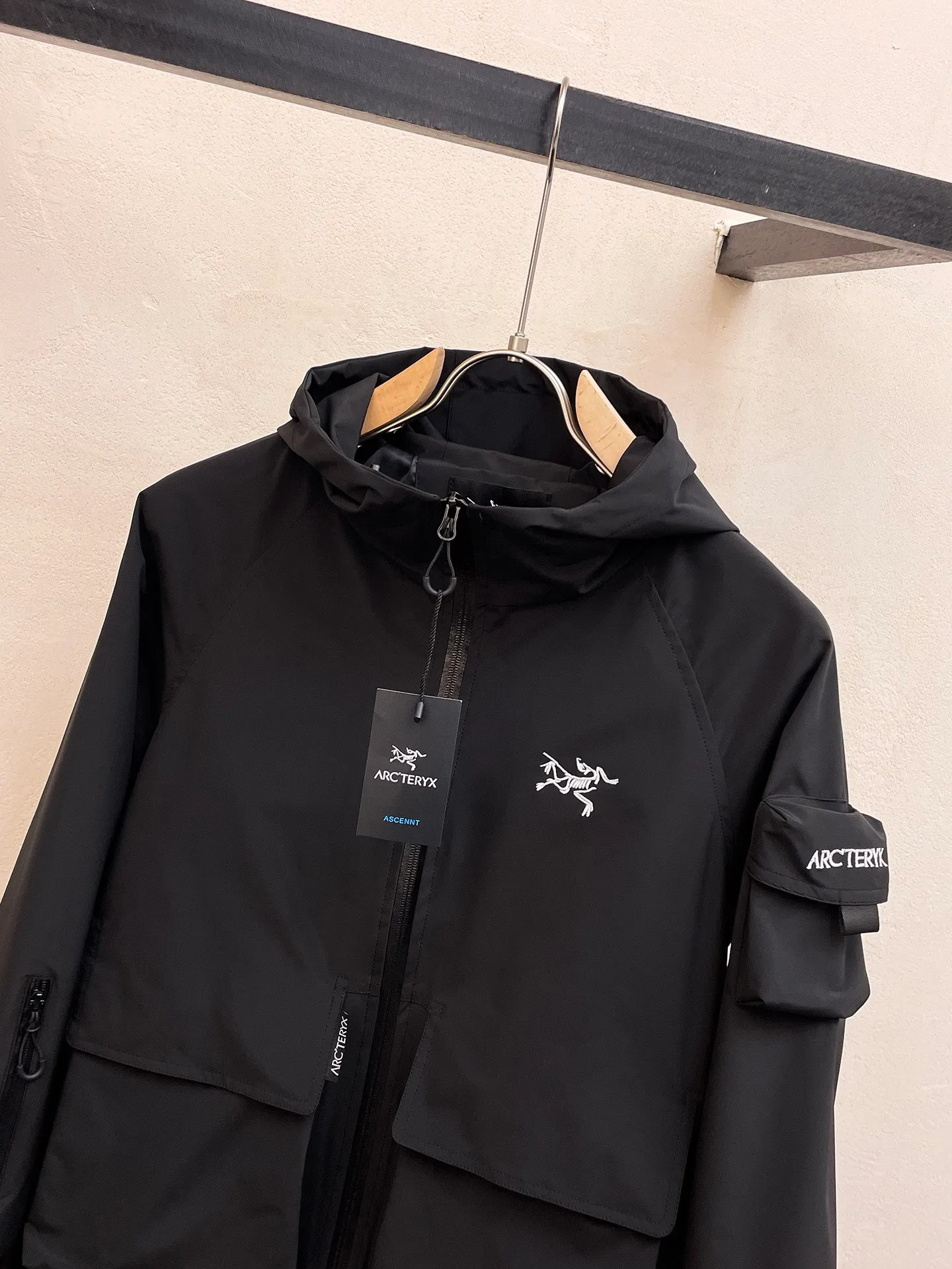 Same Style， ， 2026 New Arrival ， Original Premium Breathable ， ， ， Quality。 ， Sizes：M～3XL，